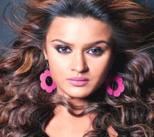 aashka goradia