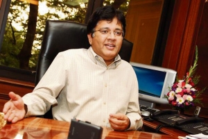 kalanithi maran
