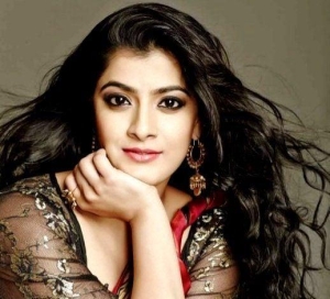 varalaxmi sarathkumar