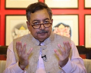 vinod dua
