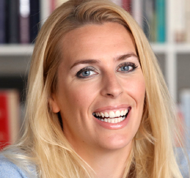 Sara Pascoe